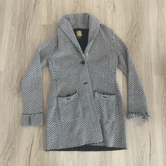 Damask Black & Tan Chevron Sweater Coat Jacket Medium